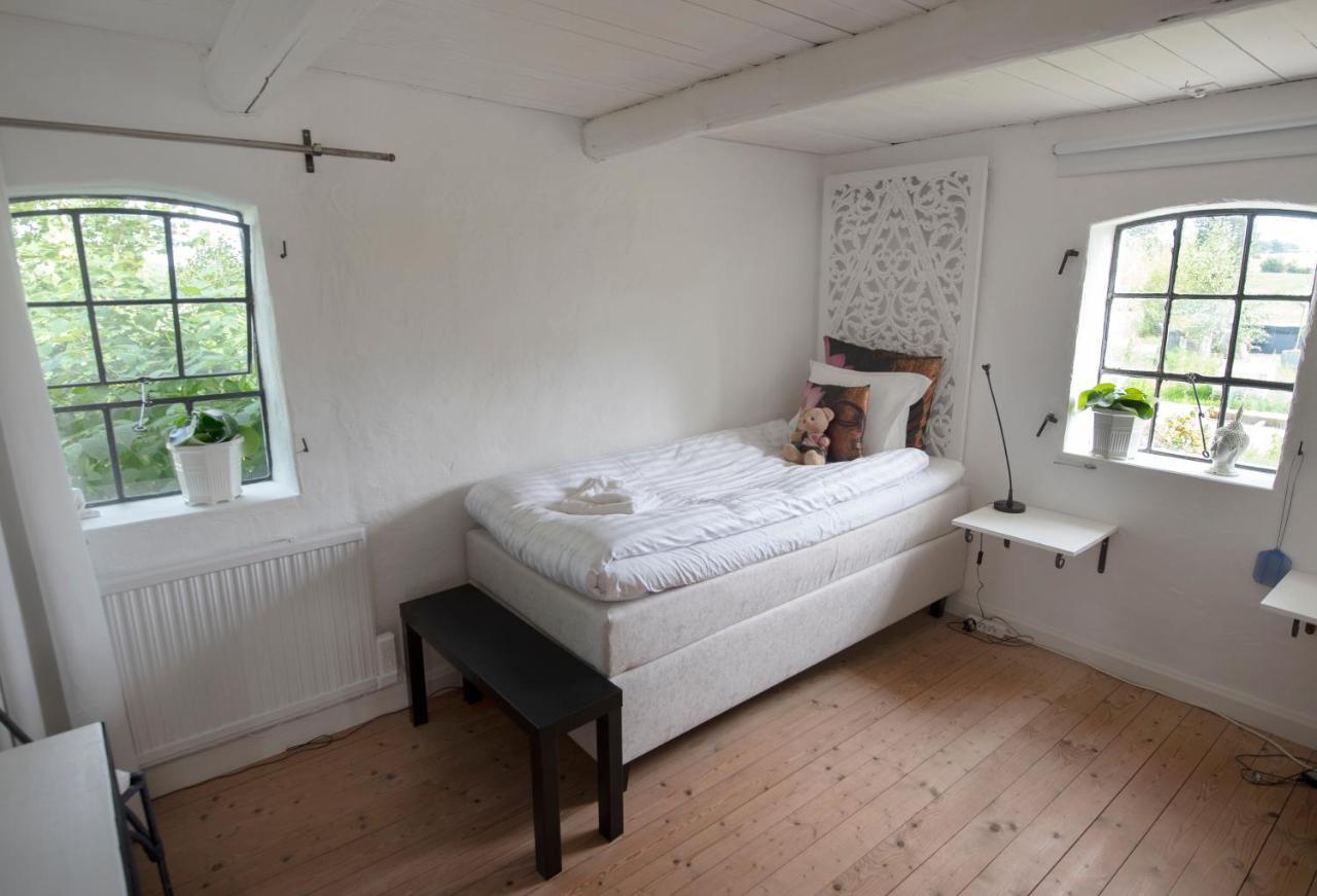 4B Österlen Bed&Breakfast Tomelilla Dış mekan fotoğraf