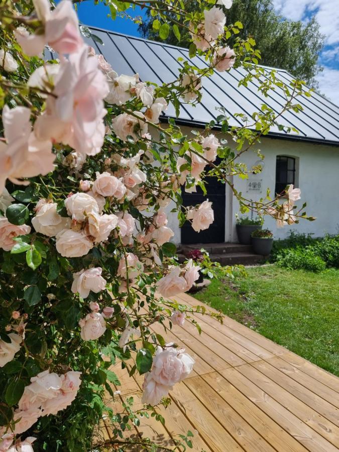 4B Österlen Bed&Breakfast Tomelilla Dış mekan fotoğraf